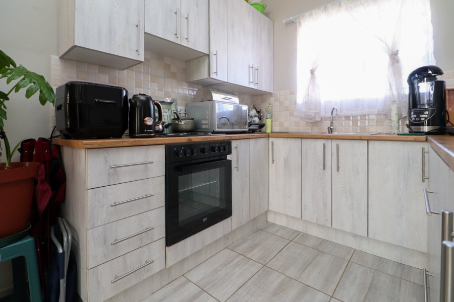 3 Bedroom Property for Sale in Flamwood North West